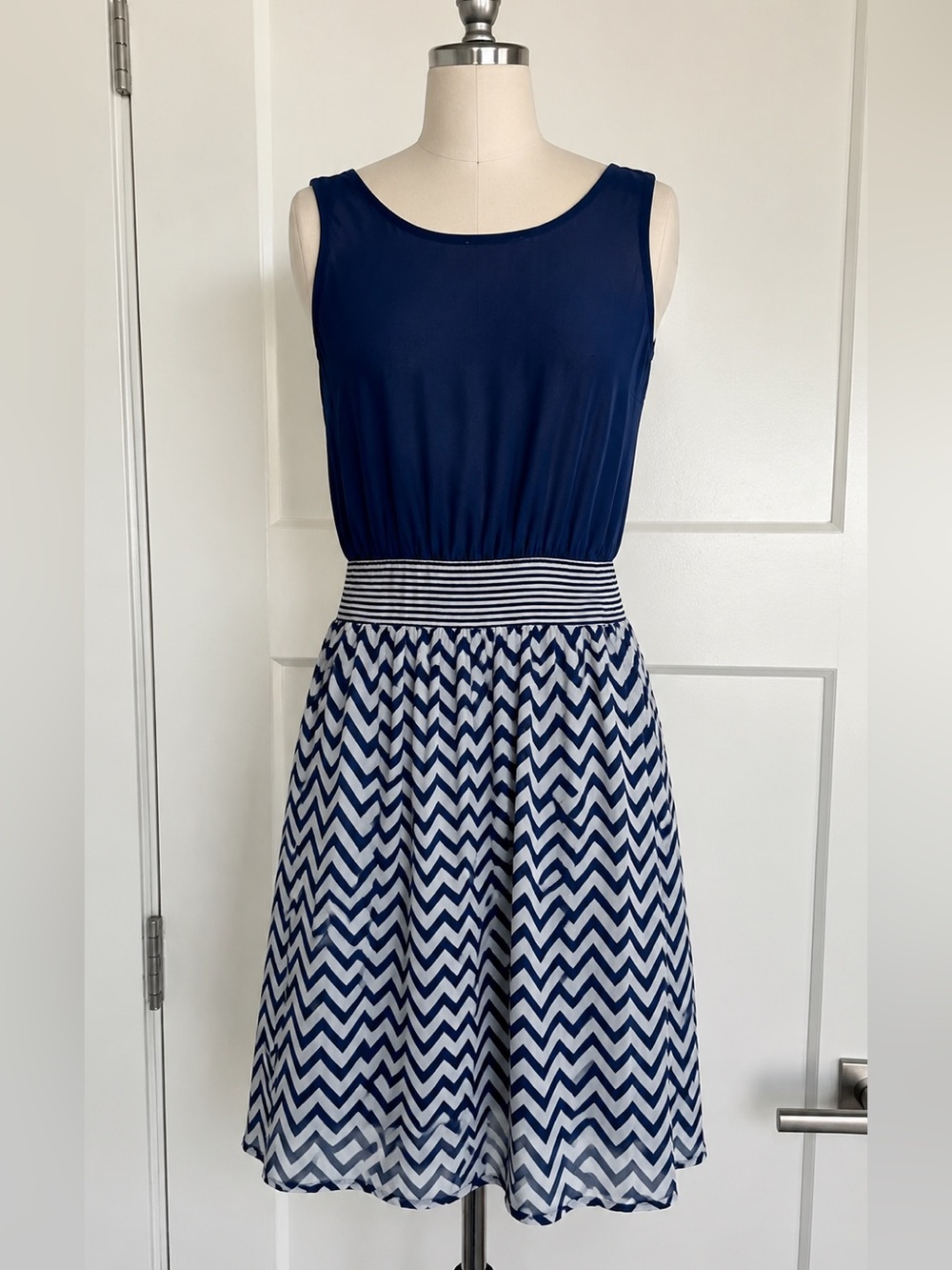 Charming Charlie Navy and White Chevron Waistband Sundress
